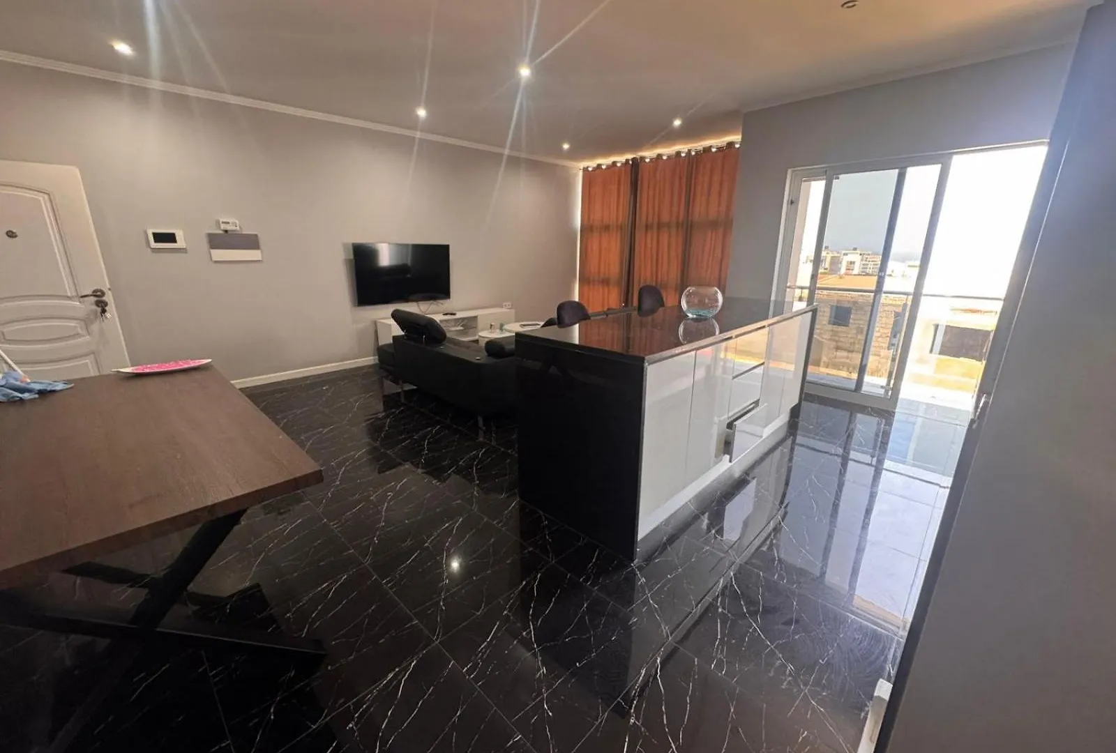 Apartamento Mais Carro George Mendes Praia Kaapverdische Eilanden
