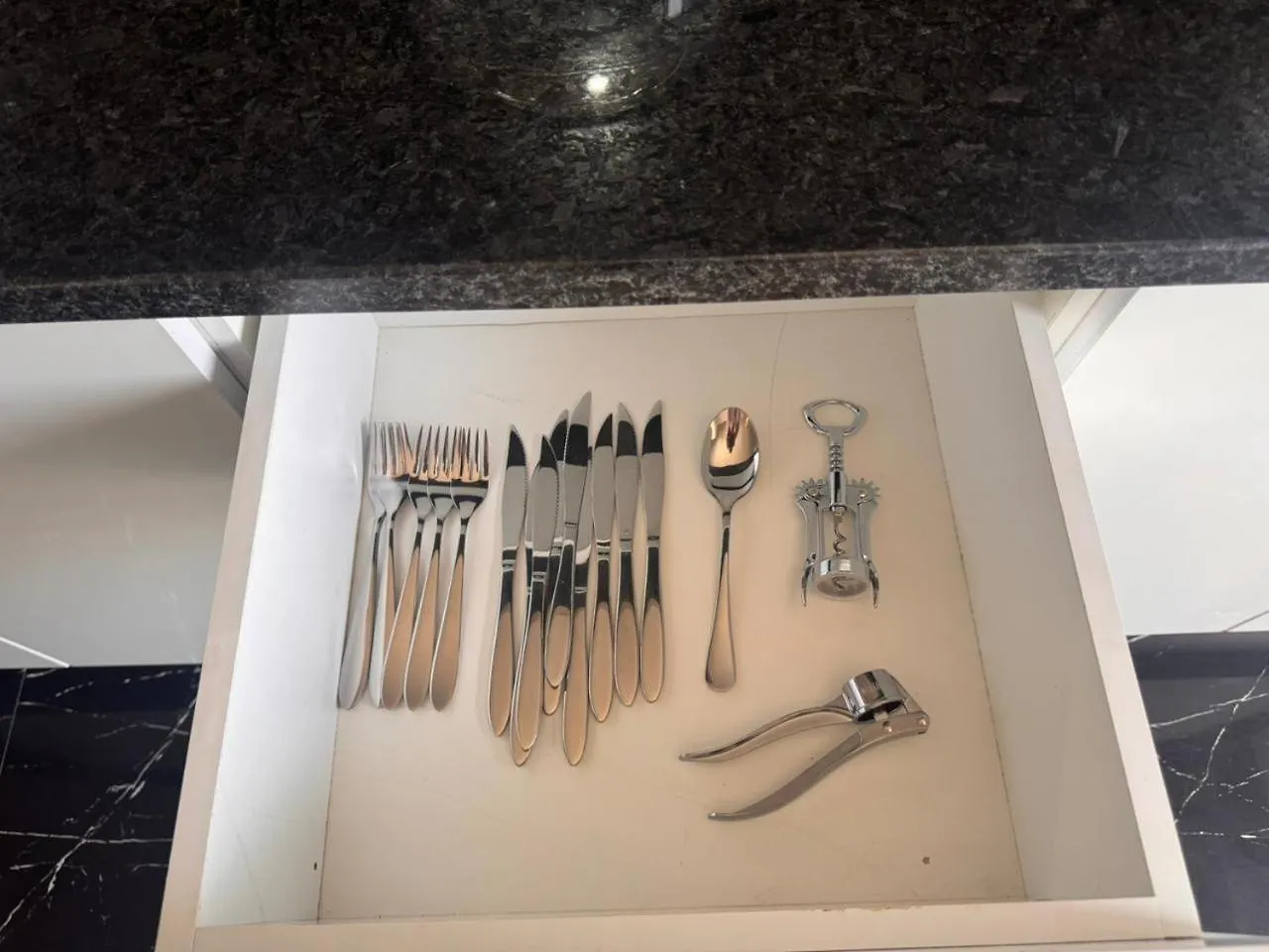 Apartamento Mais Carro George Mendes Praia