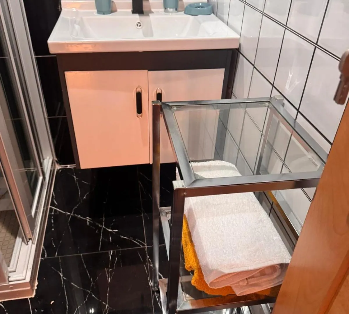 Apartamento Mais Carro George Mendes Praia 0*,  Kaapverdische Eilanden