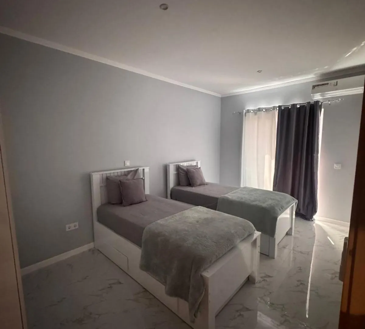 公寓 Apartamento Mais Carro George Mendes 普拉亚